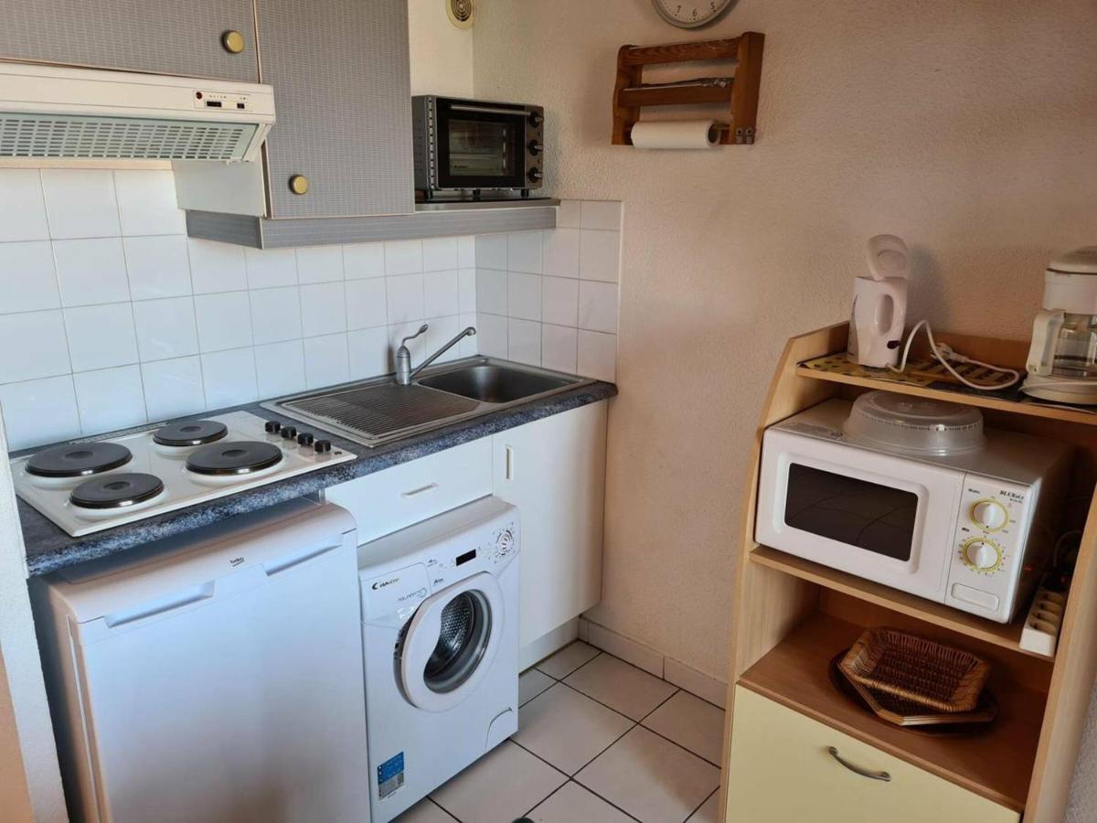 Appartement 2 Pieces Avec Climatisation Et Loggia A Argeles-Sur-Mer, Proche Commerces Et Plage - Fr-1-388-87 Exteriör bild